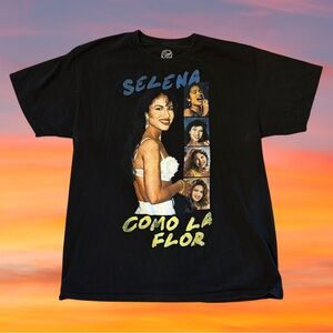 Urban Outfitters Selena Como La Flor Tee Size L
